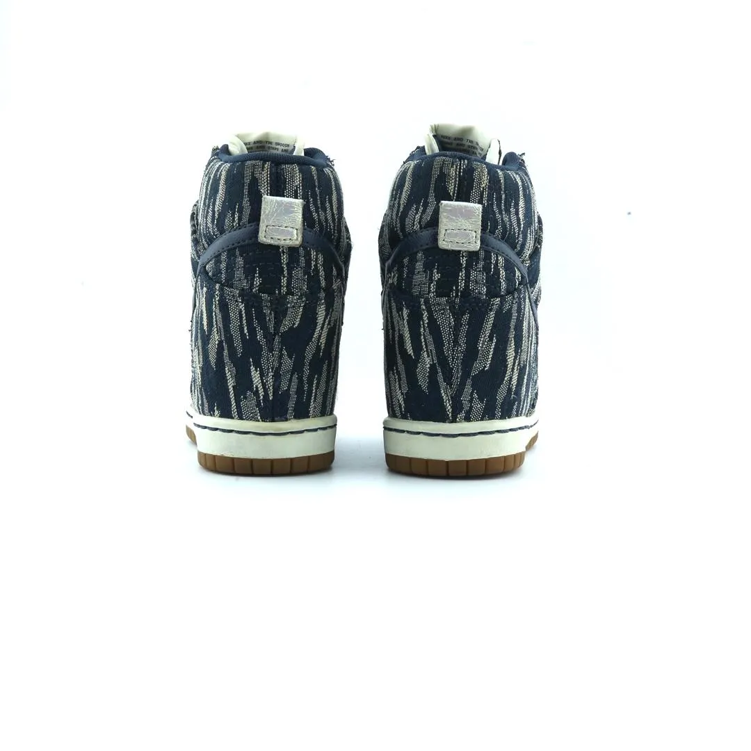 NIKE DUNK SKY HI sporty Nike shoe designs