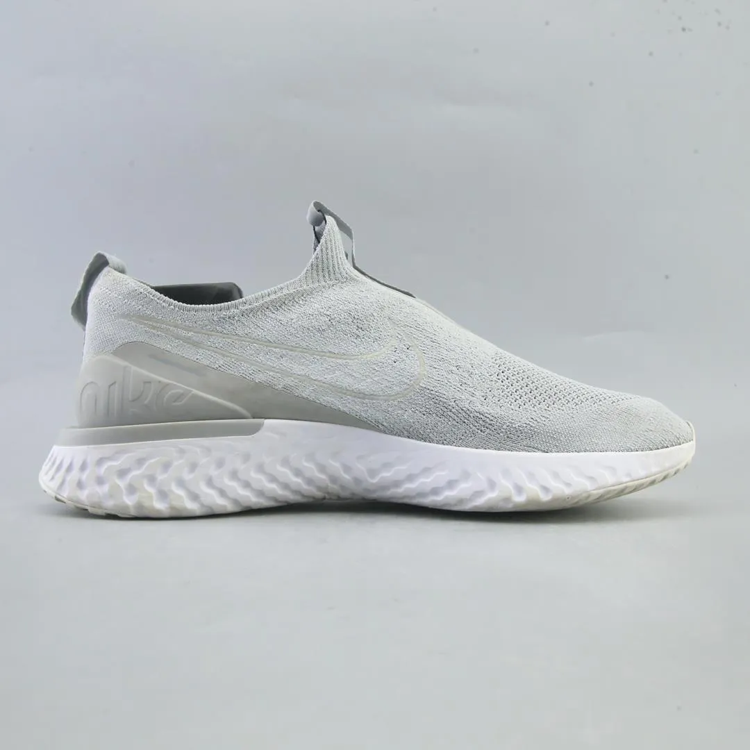 NIKE EPIC PHANTOM REACT FLYKNIT Nike casual shoe imagery