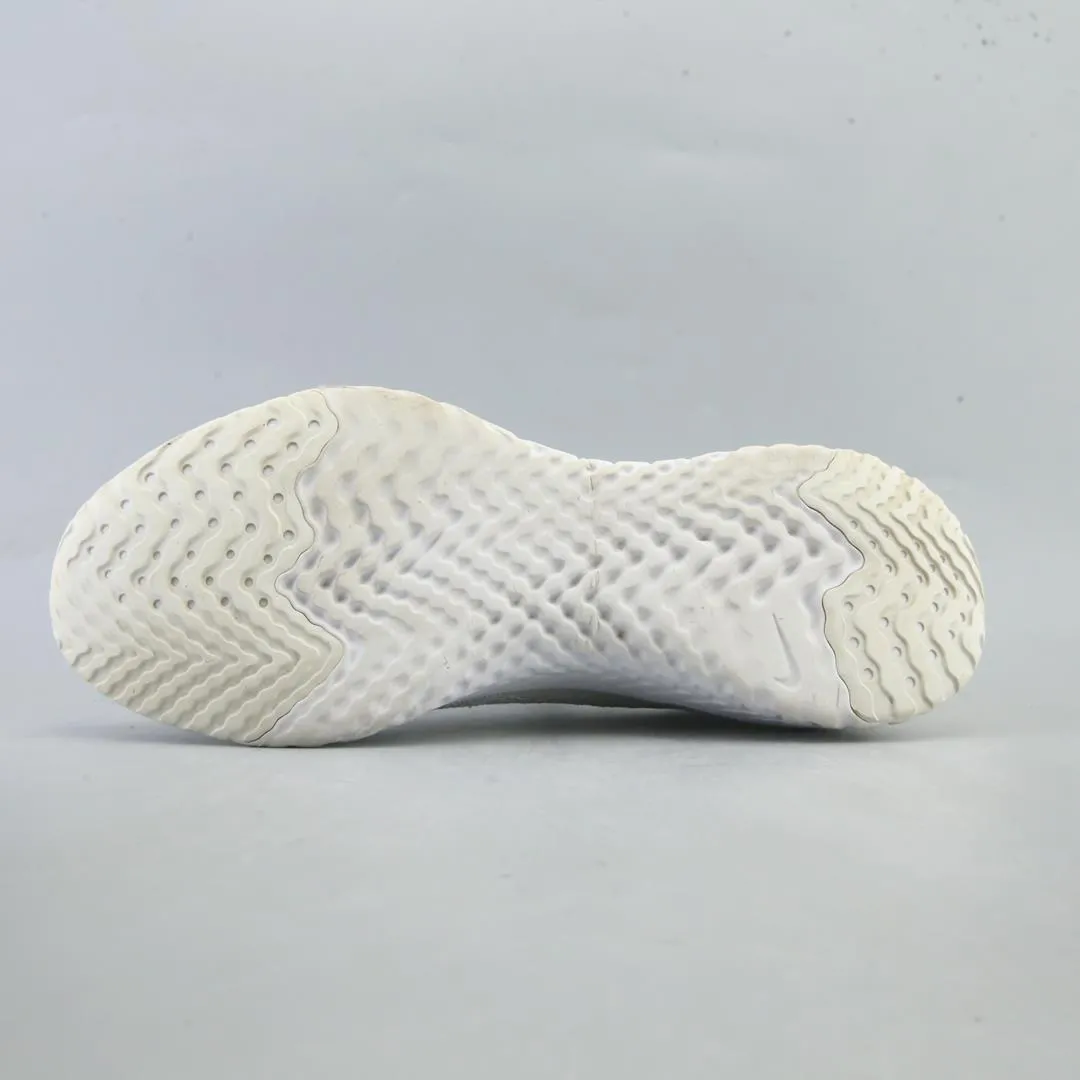 NIKE EPIC PHANTOM REACT FLYKNIT Nike casual shoe imagery