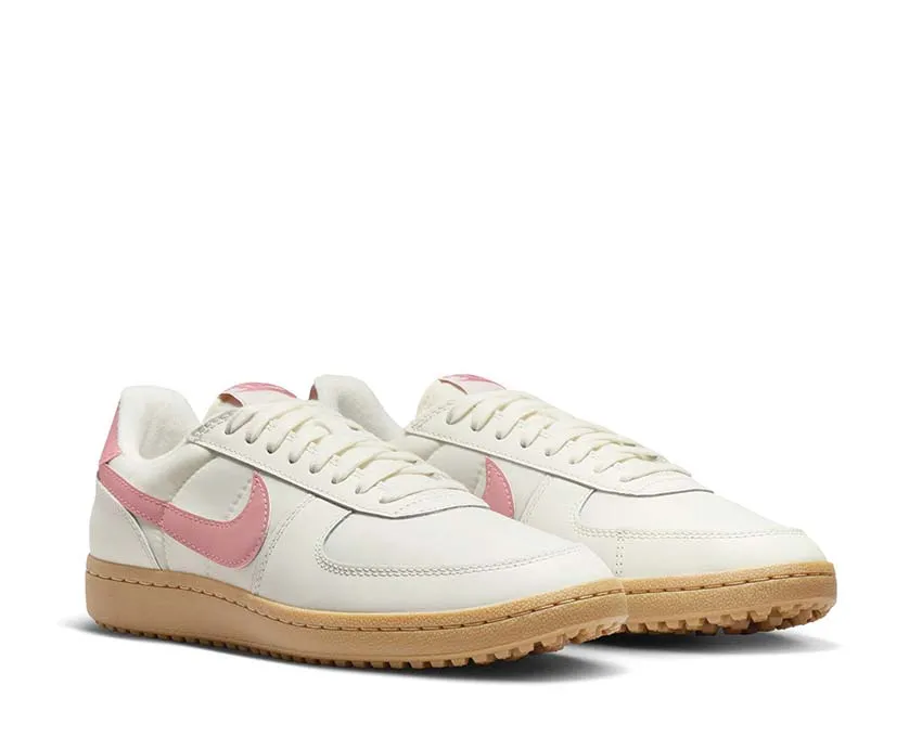 Nike Field General 82 Nike retro-inspired sneakers