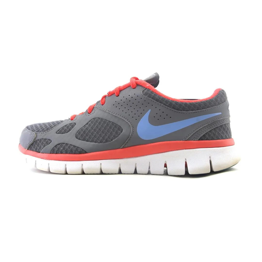 NIKE FLEX 2012 Nike iconic sport shoe silhouettes