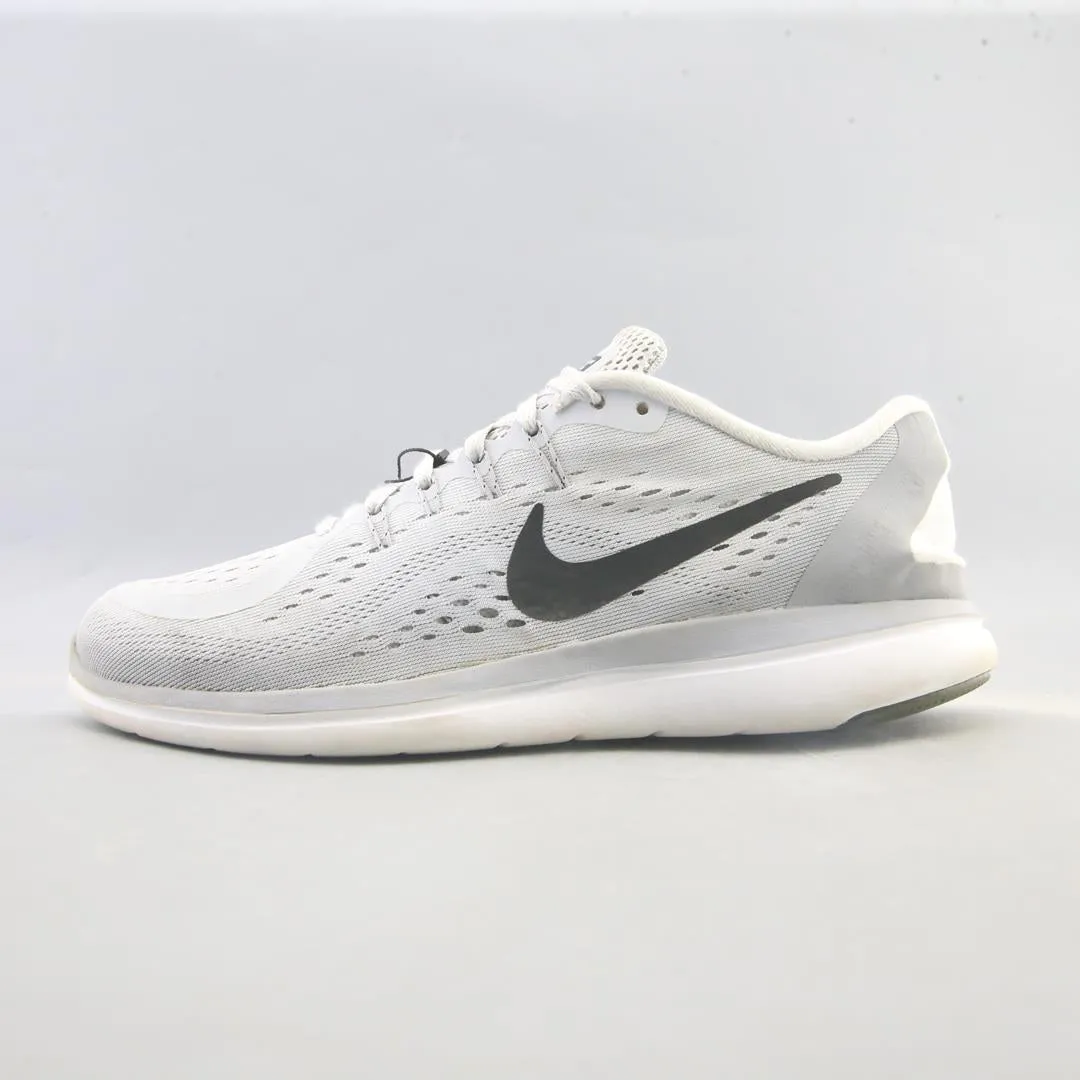 NIKE FLEX 2017 RN Nike innovative sneaker designs