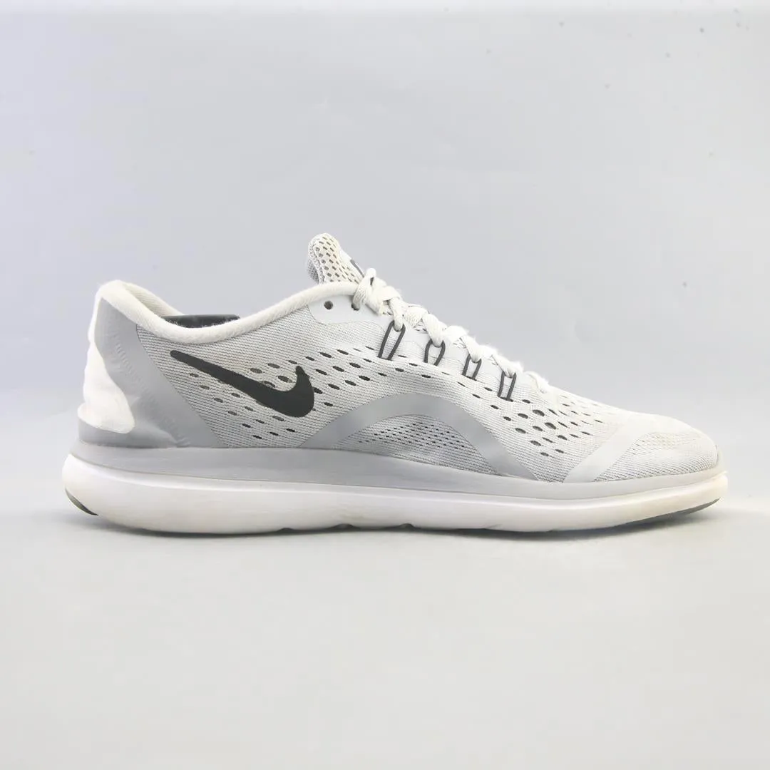 NIKE FLEX 2017 RN Nike sneaker detail shots