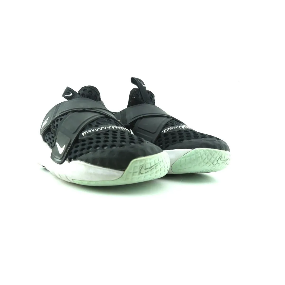 NIKE  FLEX ADVANCE BR sporty Nike shoe designs