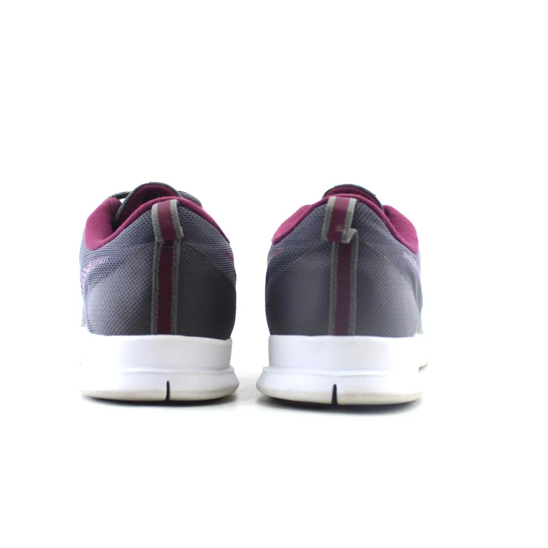 NIKE FLEX ESSENTIAL TR classic Nike shoe photos
