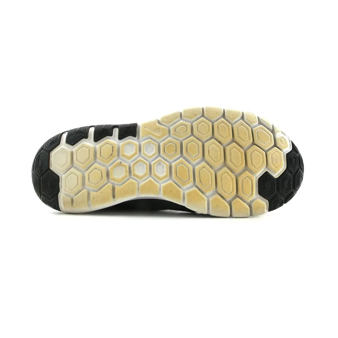 NIKE FLEX EXPERIENCE RN 4 sleek Nike sneaker angles