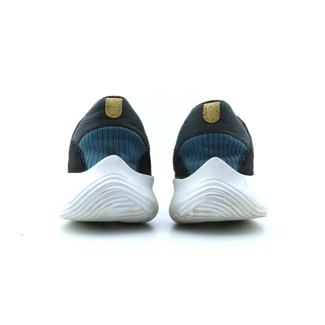 NIKE  FLEX EXPERIENCE RUN 11 classic Nike shoe photos