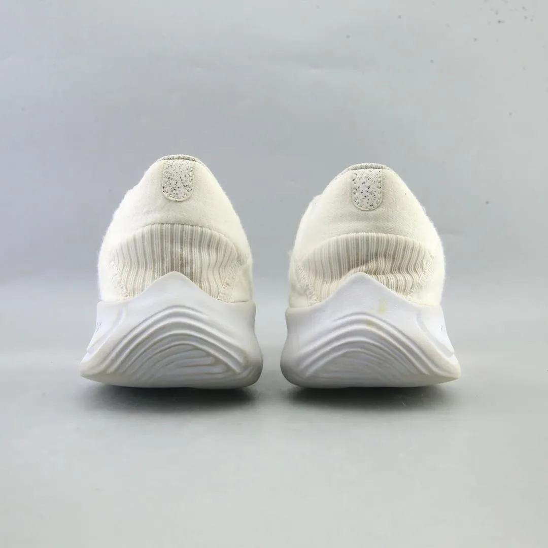 NIKE FLEX EXPERIENCE RUN 11 classic Nike shoe photos
