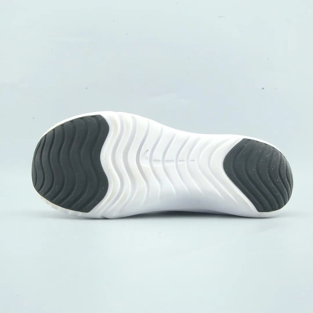 NIKE FLEX PLUS SE Nike sneaker detail shots