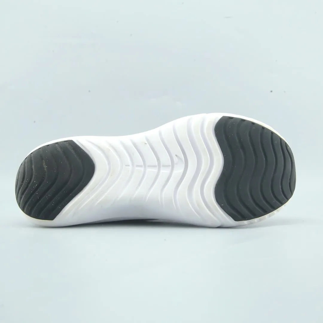 NIKE FLEX PLUS SE Nike sneaker detail shots
