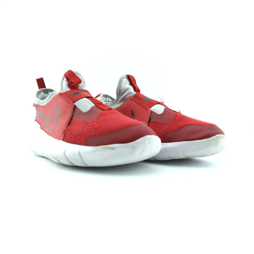 NIKE FLEX RUNNER 2 (GS) Nike athletic footwear visuals