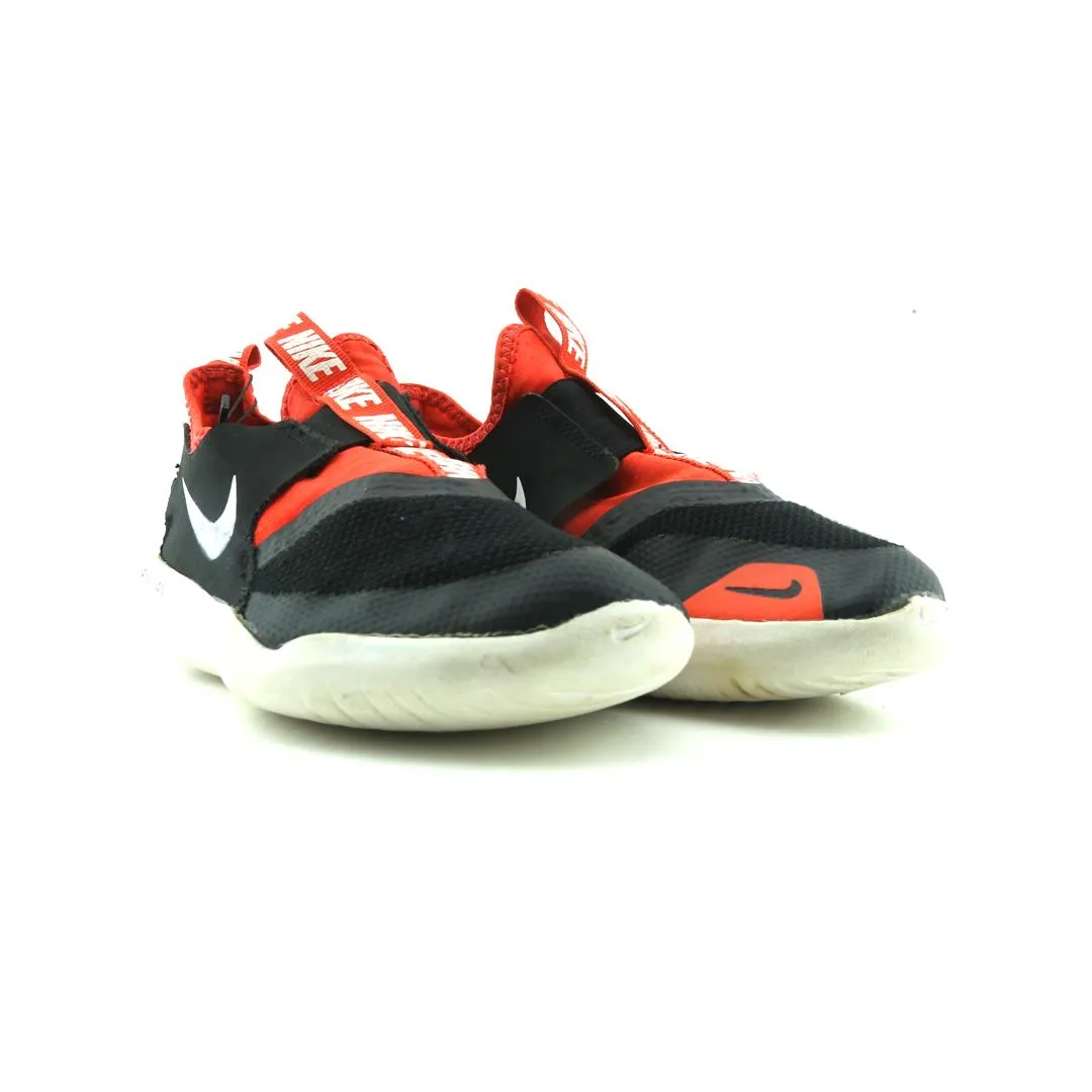 NIKE FLEX RUNNER Nike lifestyle footwear visuals