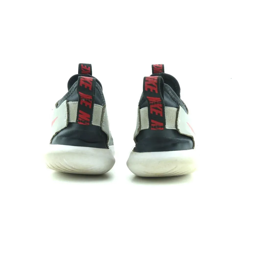 NIKE FLEX RUNNER sporty Nike shoe designs
