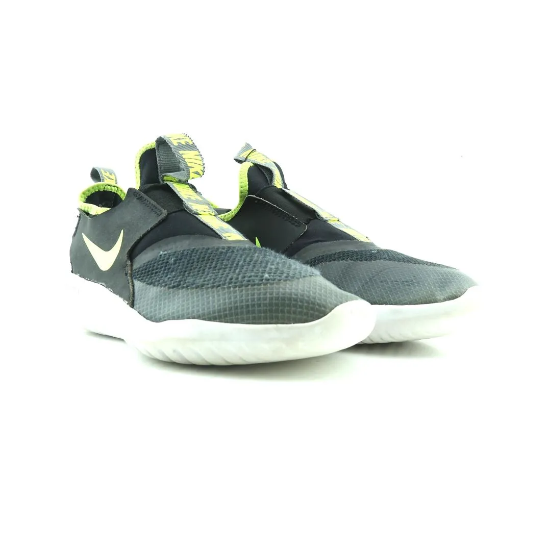 NIKE FLEX RUNNER sporty Nike shoe designs