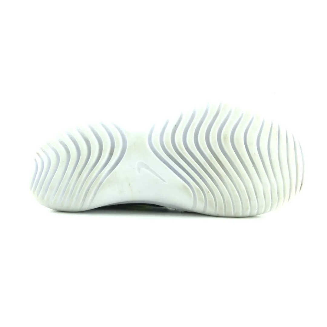 NIKE FLEX RUNNER sporty Nike shoe designs