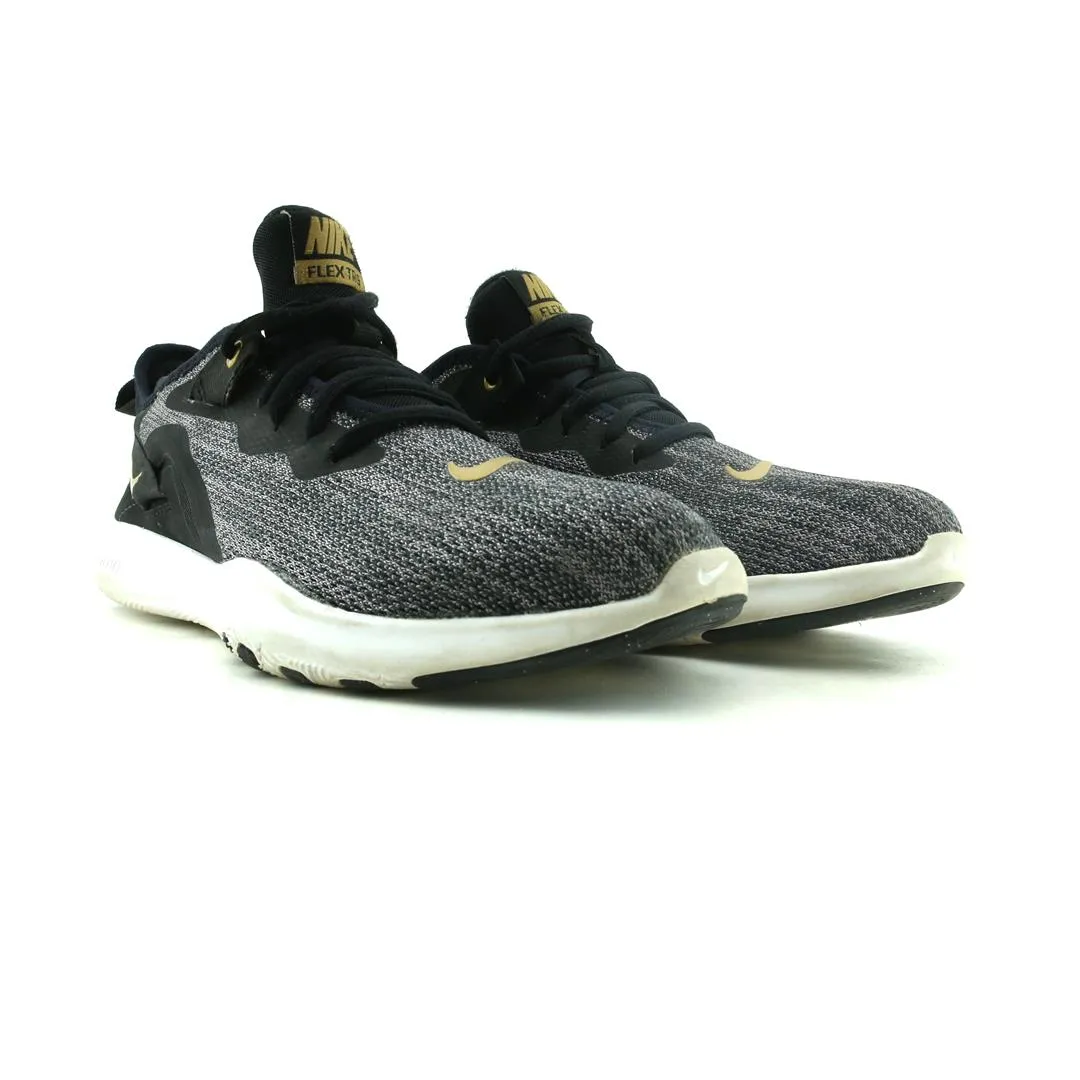 NIKE FLEX TR 9 modern Nike footwear styles