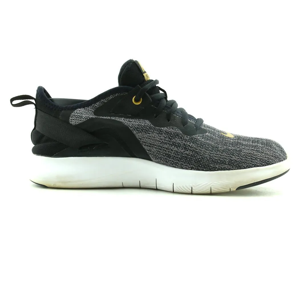 NIKE FLEX TR 9 modern Nike footwear styles