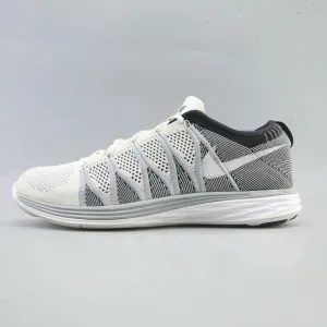 NIKE FLYKNIT LUNAR 2 Nike classic retro sneaker looks