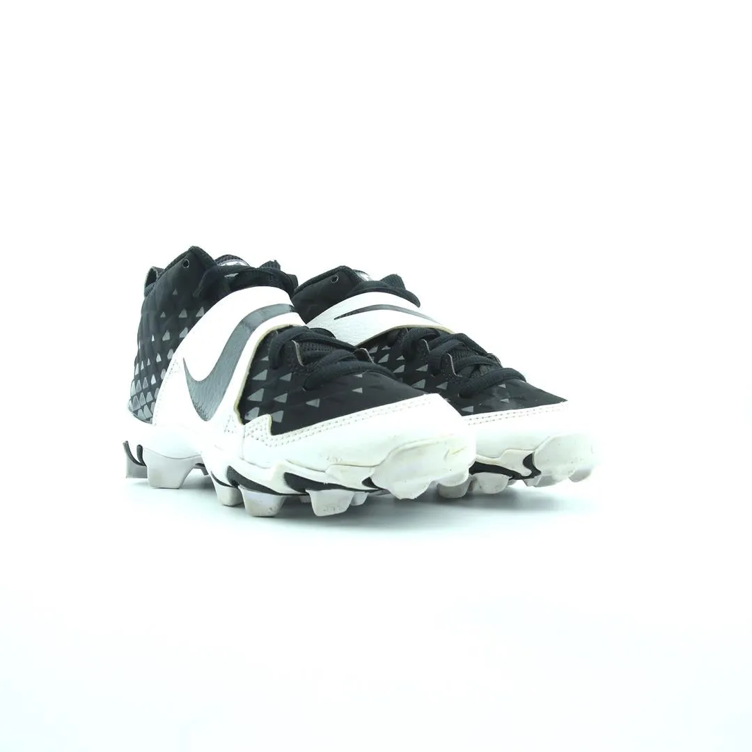 NIKE FORCE TROUT 6 KEYSTONE stylish Nike trainer looks