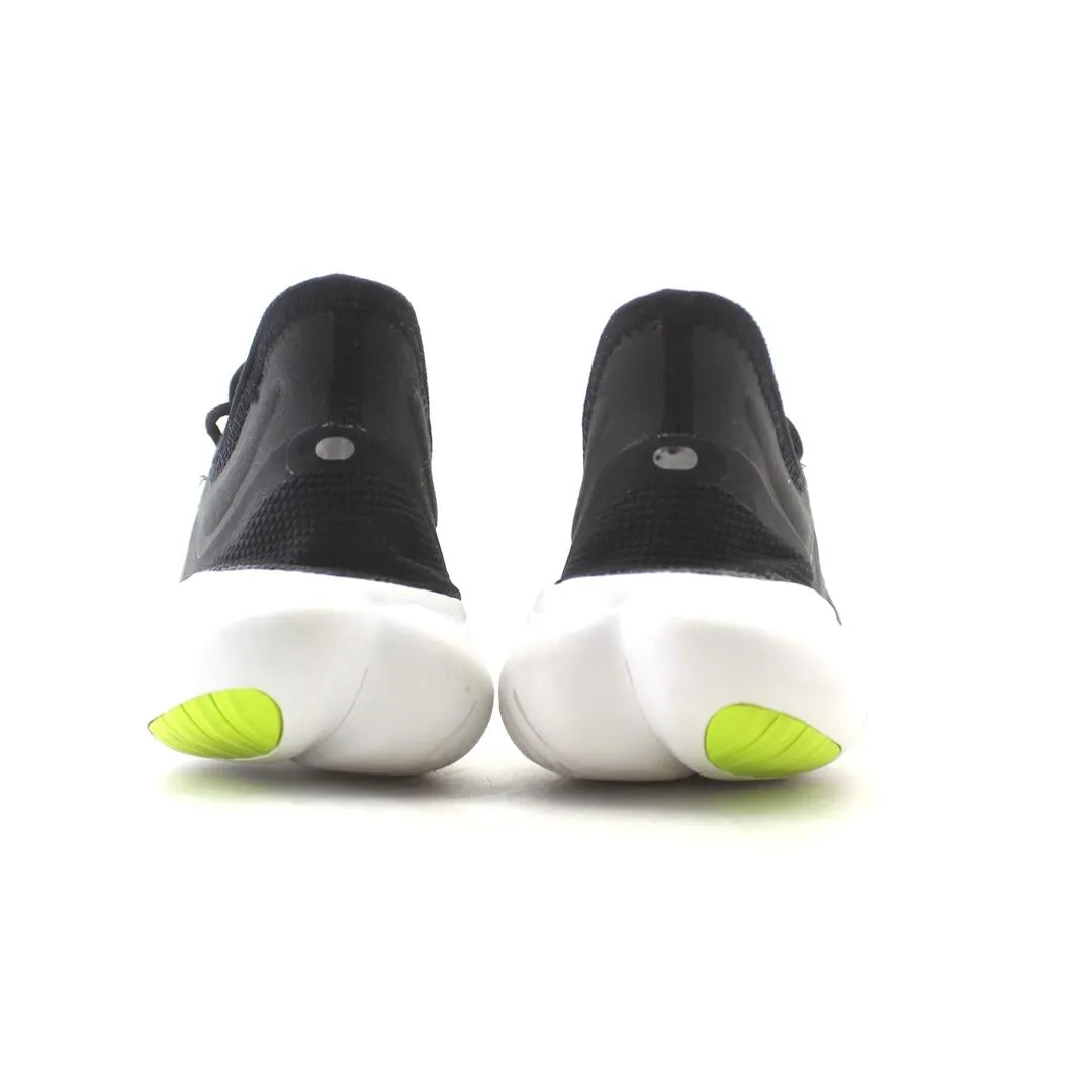 NIKE FREE RN 5.0 sleek Nike sneaker angles