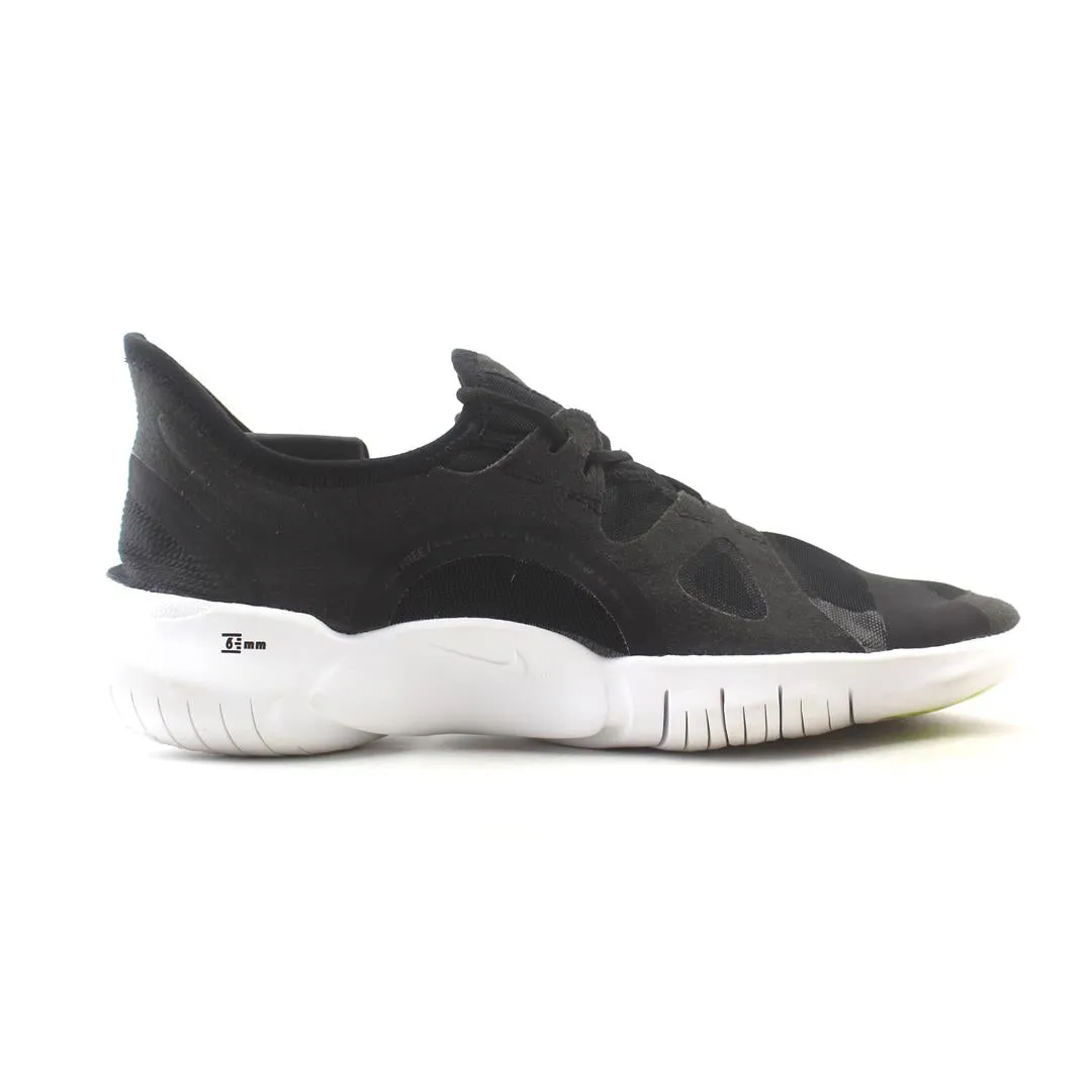 NIKE FREE RN 5.0 sleek Nike sneaker angles