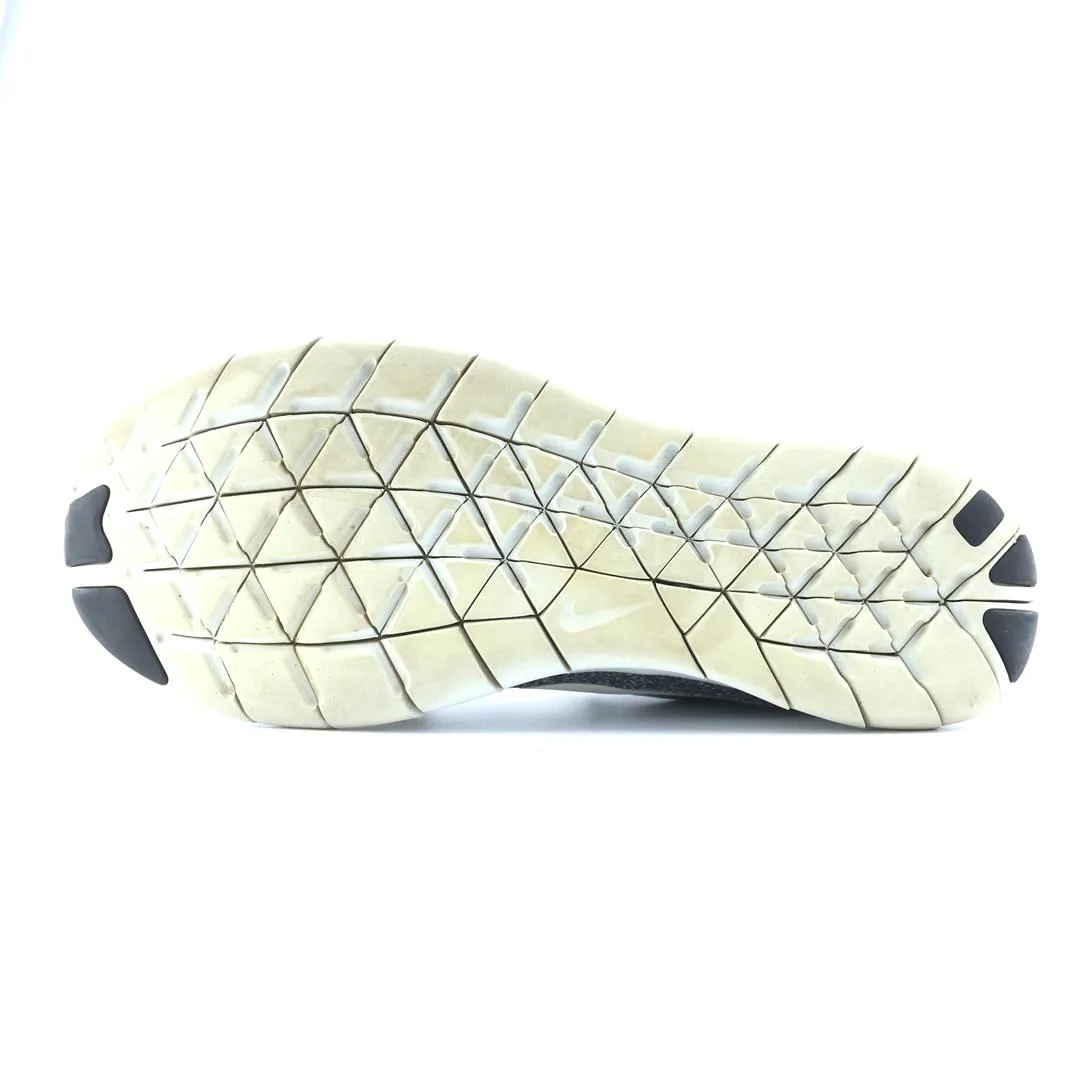 NIKE FREE RN sporty Nike shoe designs