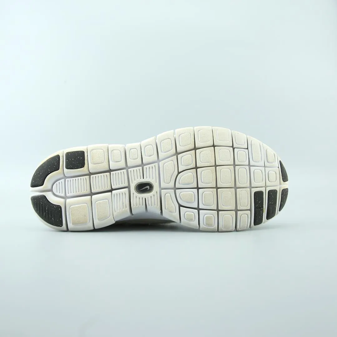 NIKE  FREE RUN 2 sporty Nike shoe designs