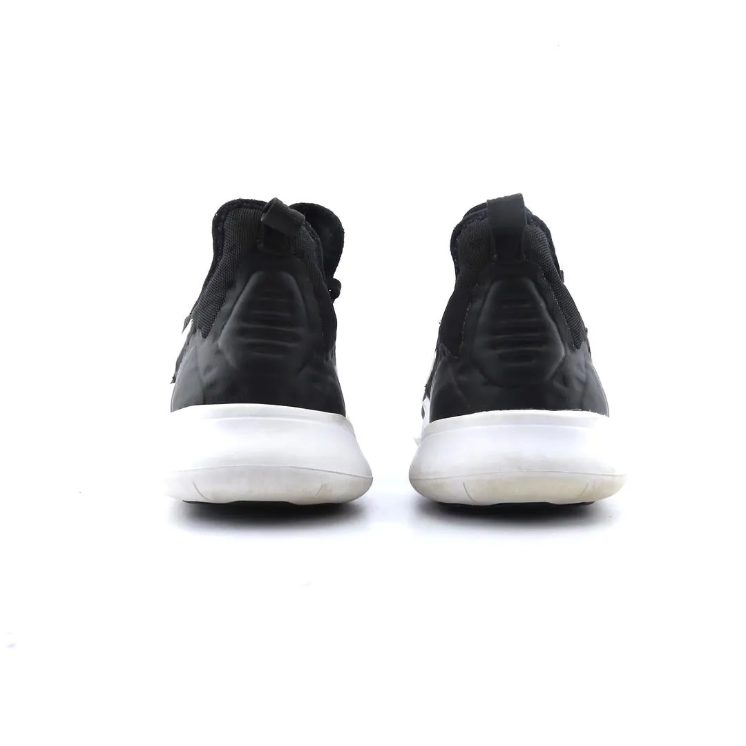 NIKE  FREE TR 8 classic Nike shoe photos