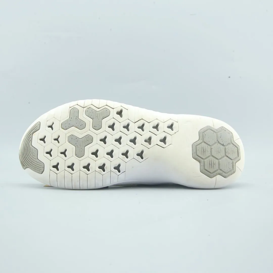 NIKE  FREE TR 8 Nike sneaker detail shots