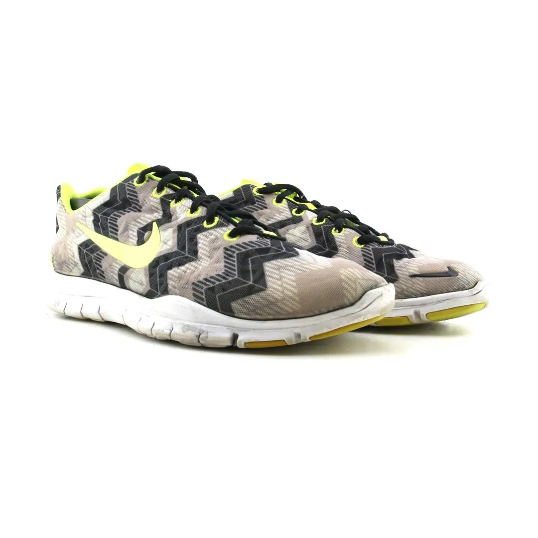 NIKE FREE TR FIT 3 Nike casual shoe imagery