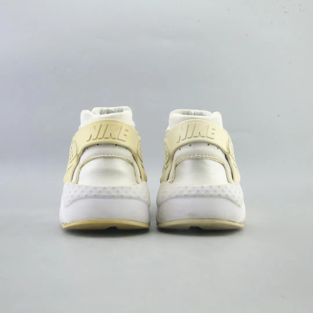 NIKE HUARACHE RUN sleek Nike sneaker angles