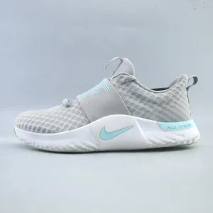 NIKE IN-SEASON TR 9 Nike versatile casual footwear