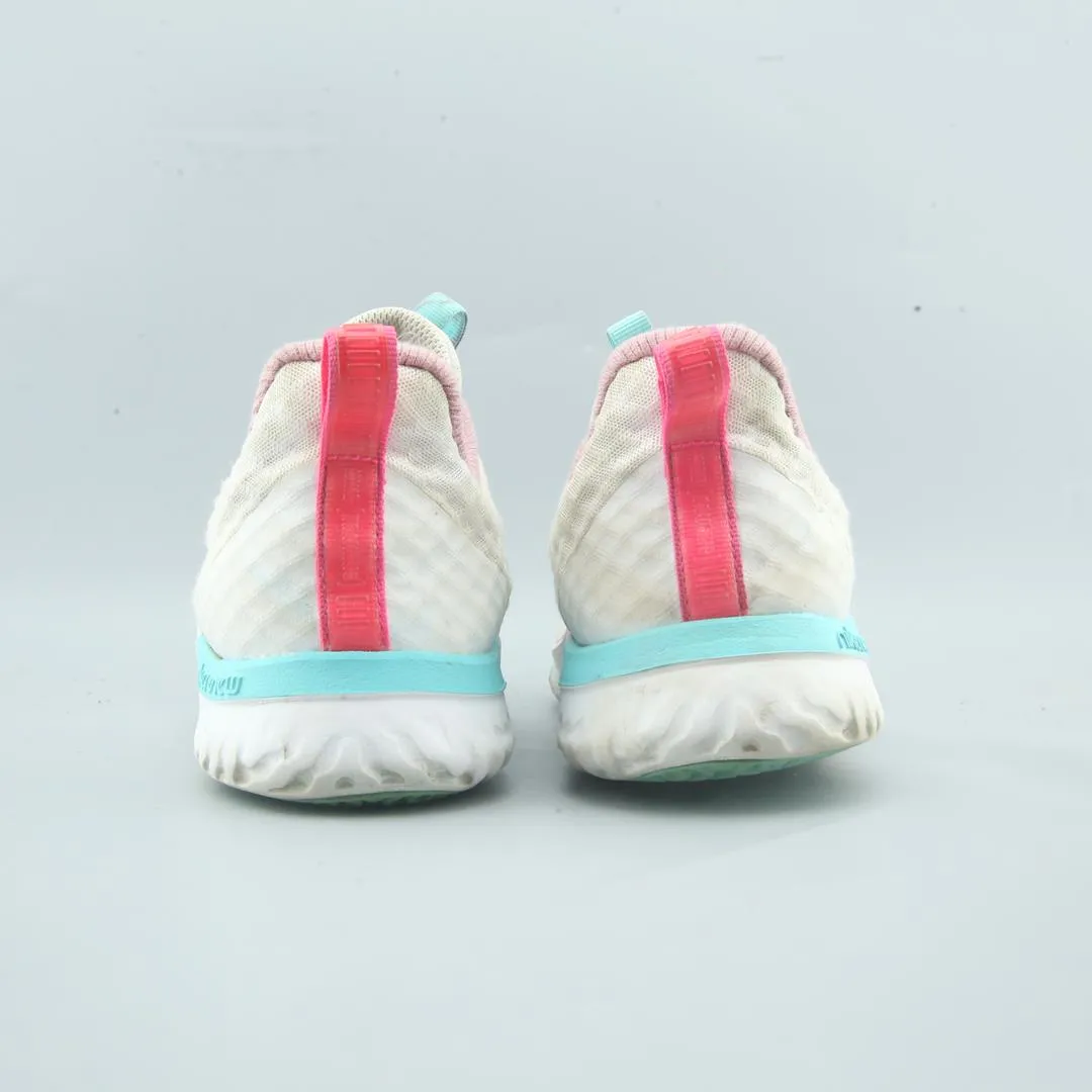 NIKE IN-SEASON TR 9 Nike sneaker detail shots