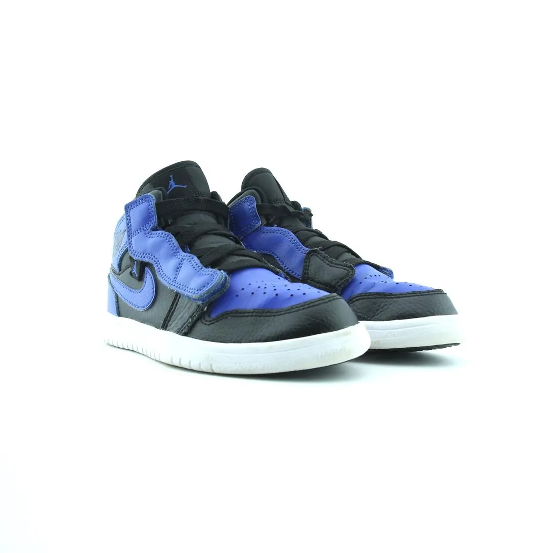 NIKE JORDAN 1 MID ALT stylish Nike trainer looks