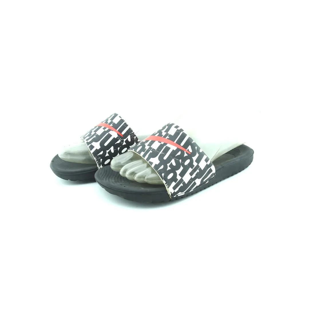 NIKE KAWA Nike bold colorway footwear