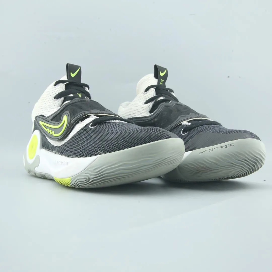 NIKE  KD TREY 5 X Nike sneaker detail shots