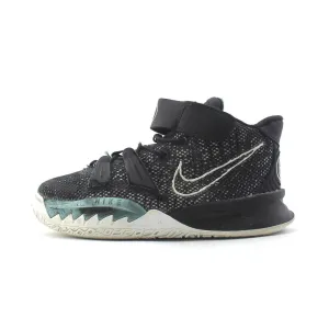 NIKE KYRIE 7 OFF NOIR Nike lightweight trainer models