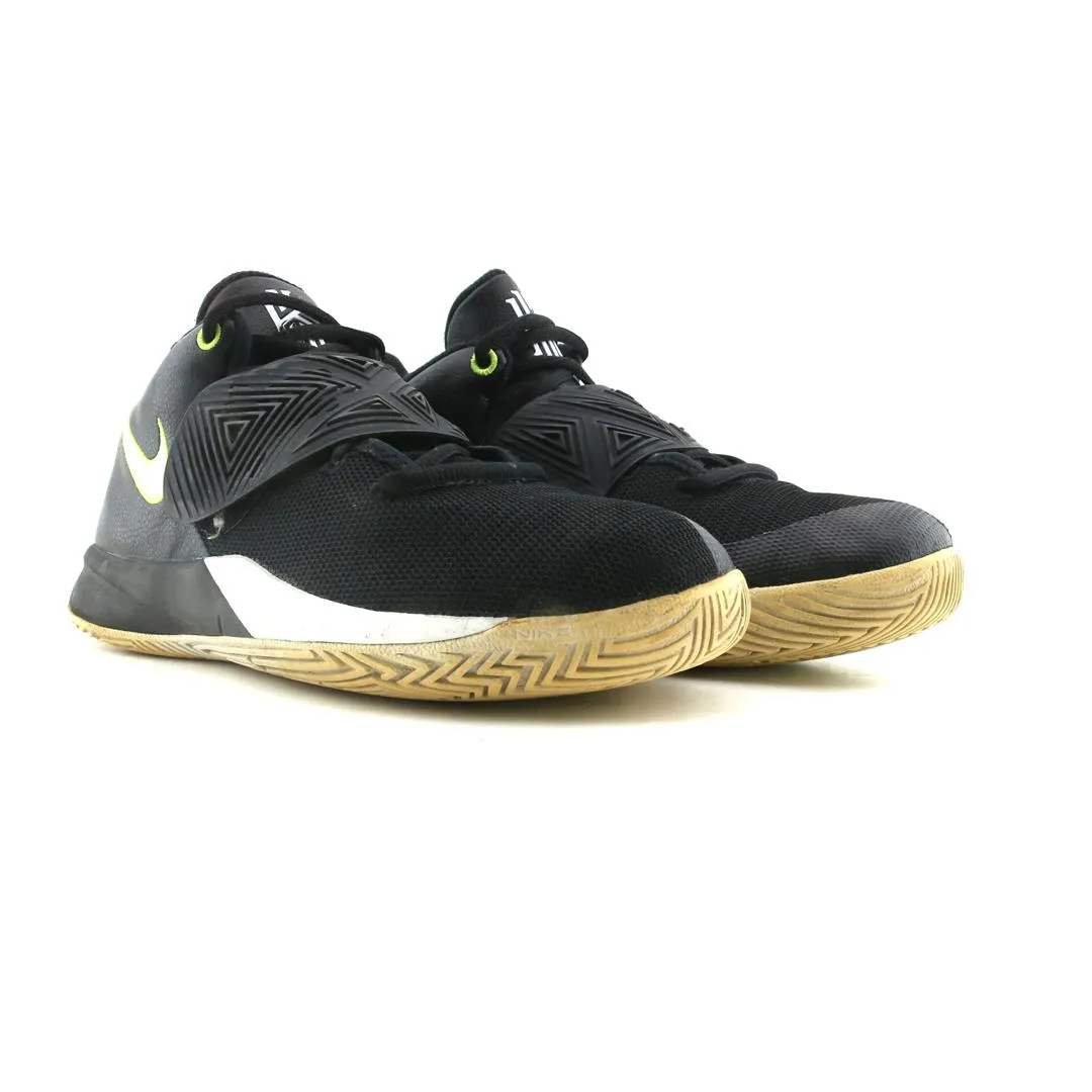 NIKE  KYRIE FLYTRAP 3 Nike lifestyle footwear visuals