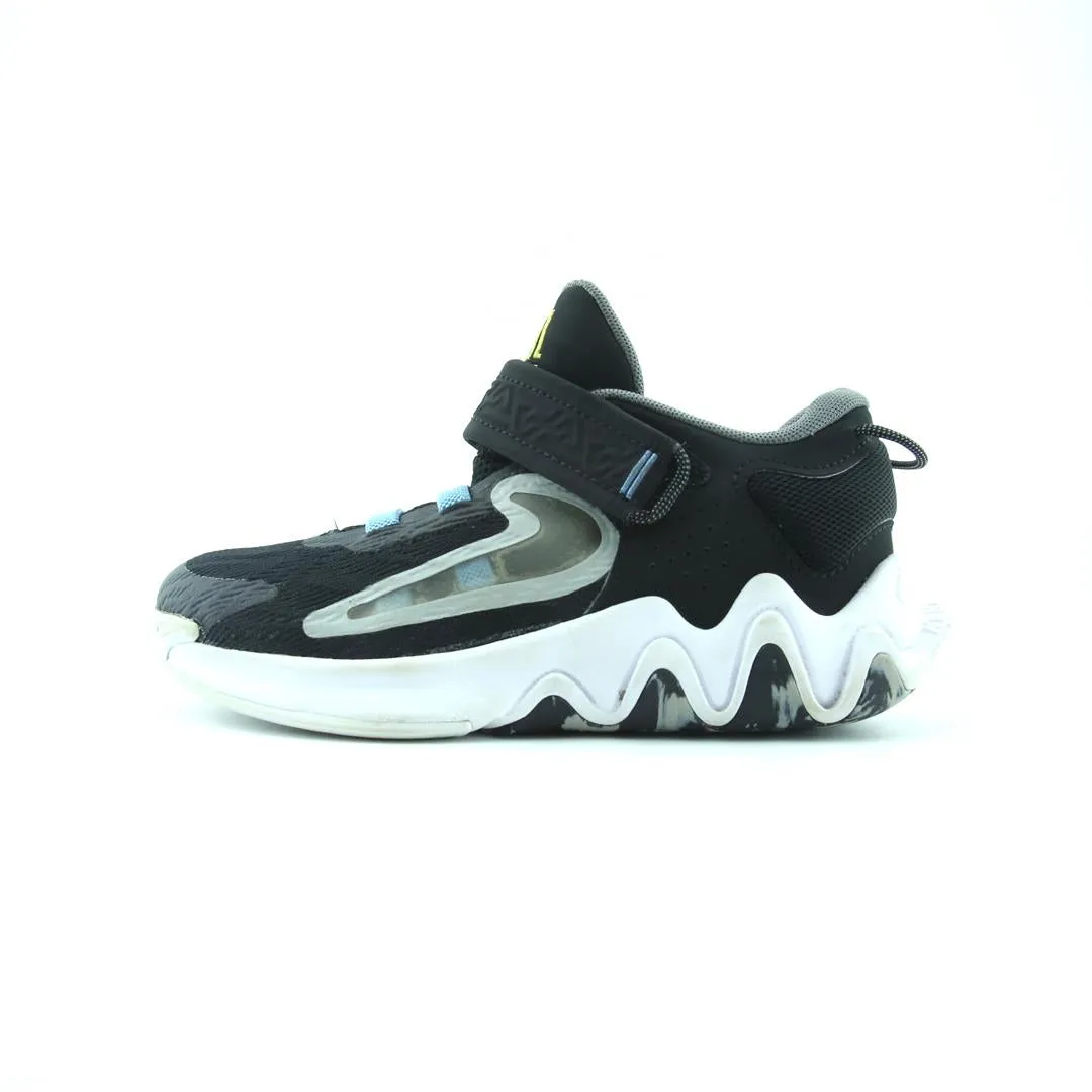 NIKE LEBRON Nike innovative sneaker designs