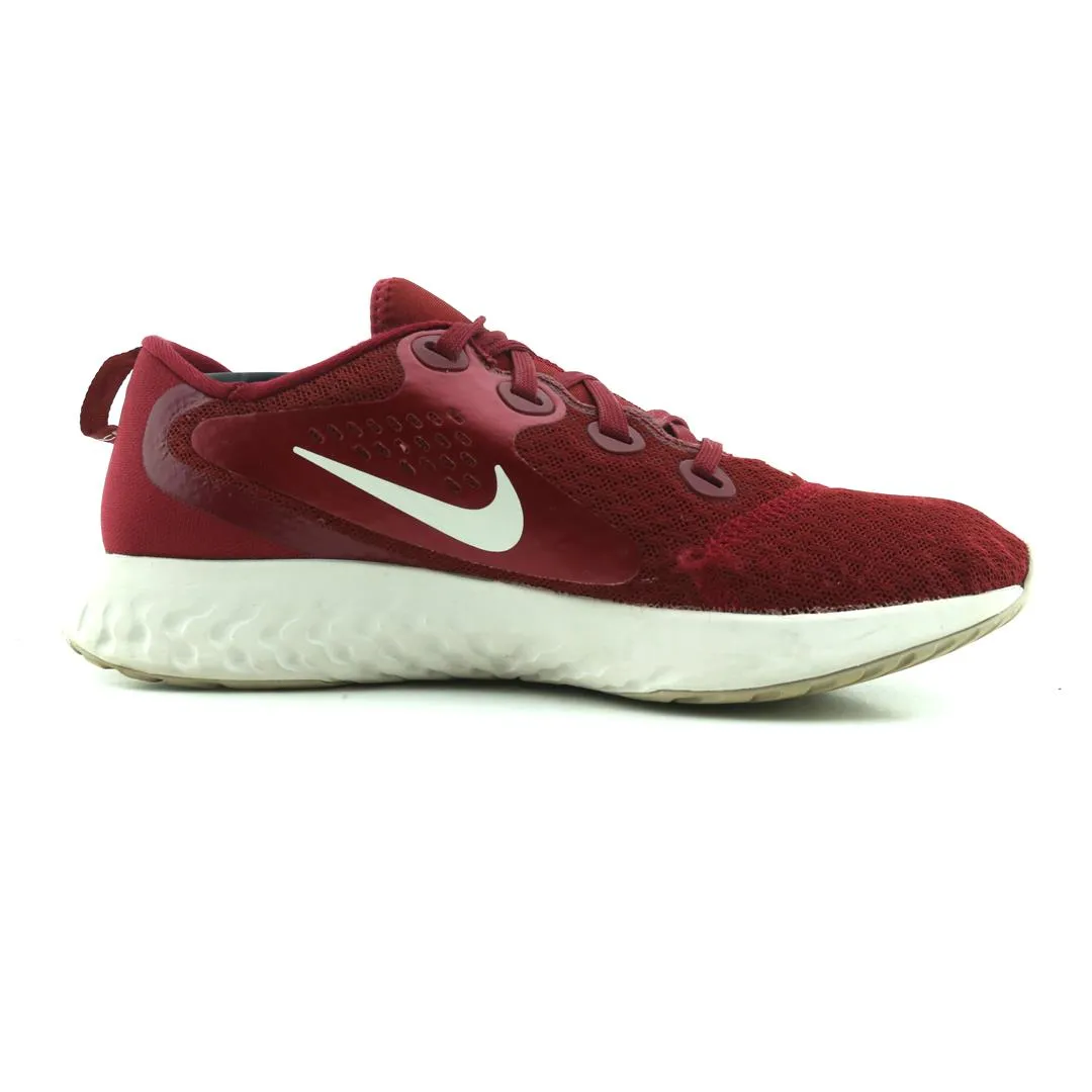 NIKE LEGEND REACT sporty Nike shoe designs