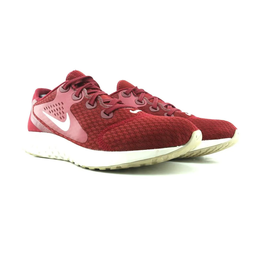 NIKE LEGEND REACT sporty Nike shoe designs