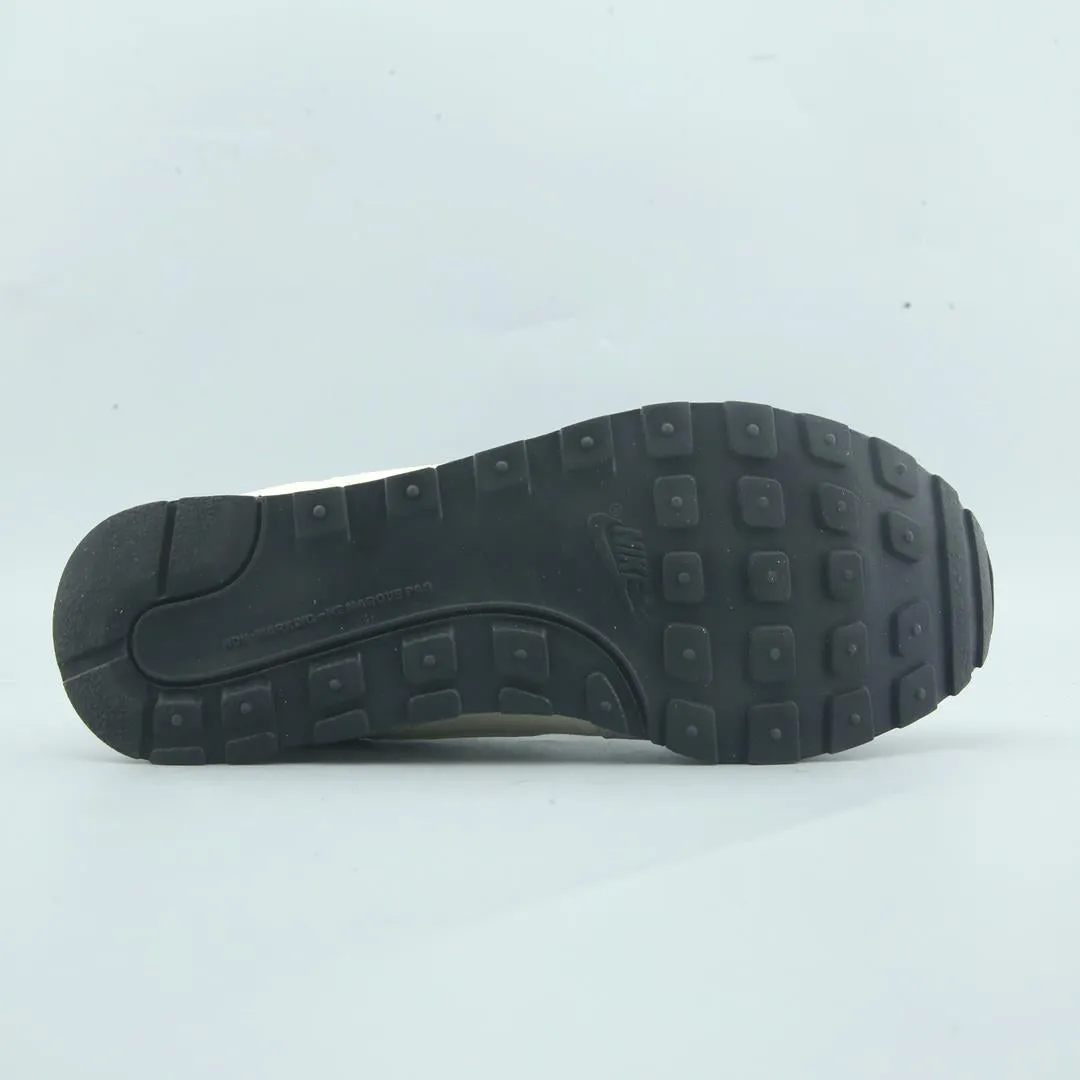 NIKE MD RUNNER 2 stylish Nike trainer looks