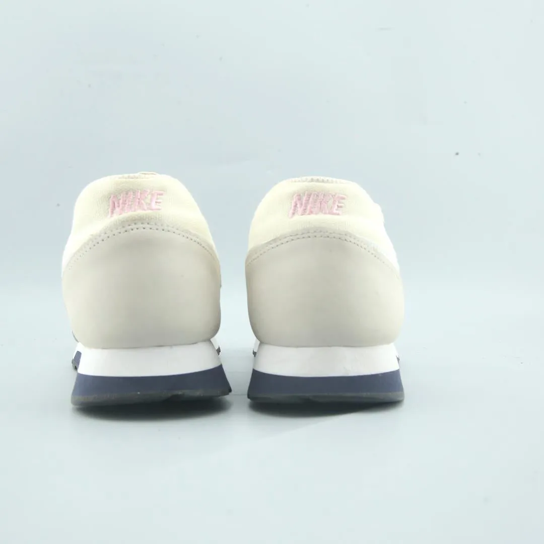 NIKE MD RUNNER 2 stylish Nike trainer looks