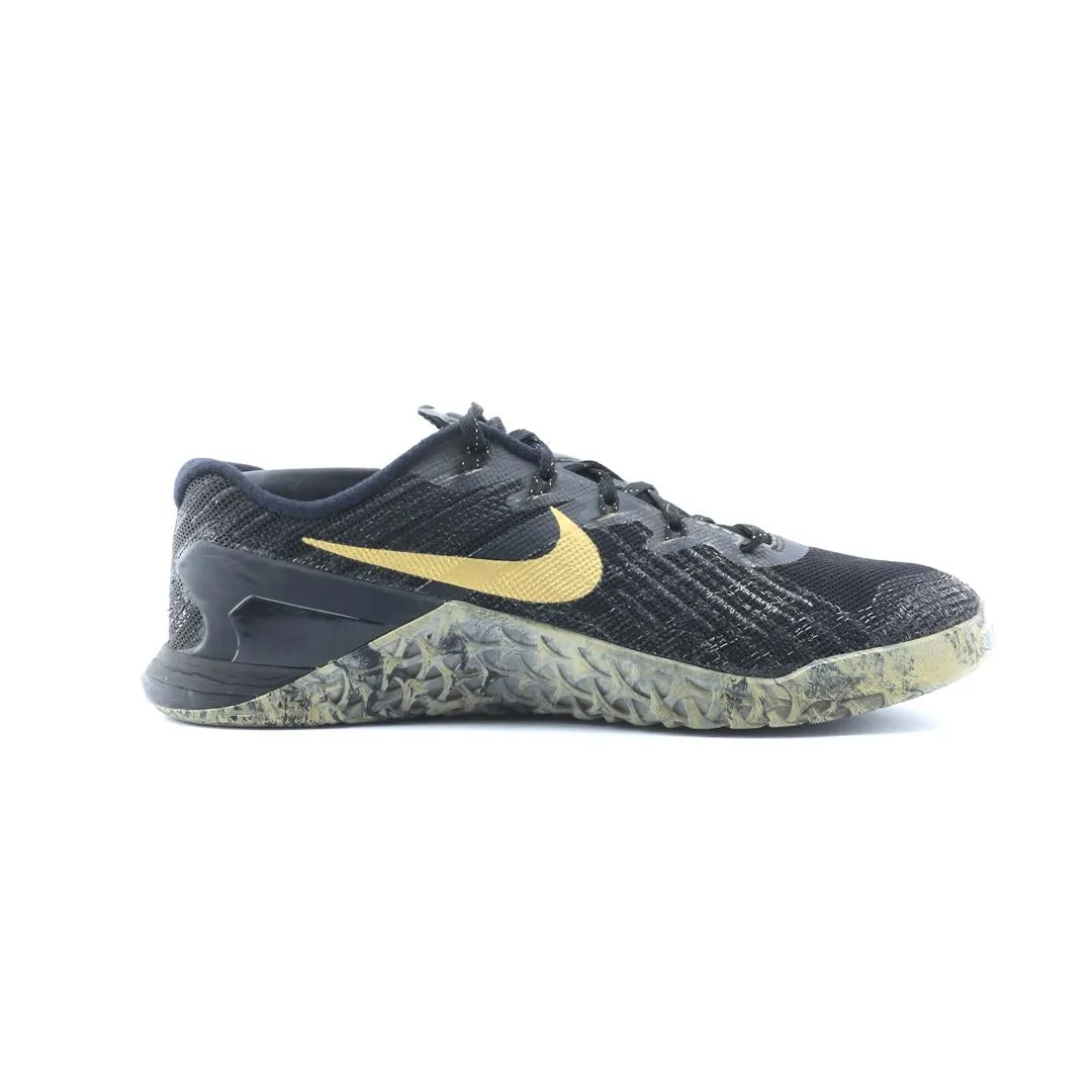 NIKE METCON 3 stylish Nike trainer looks