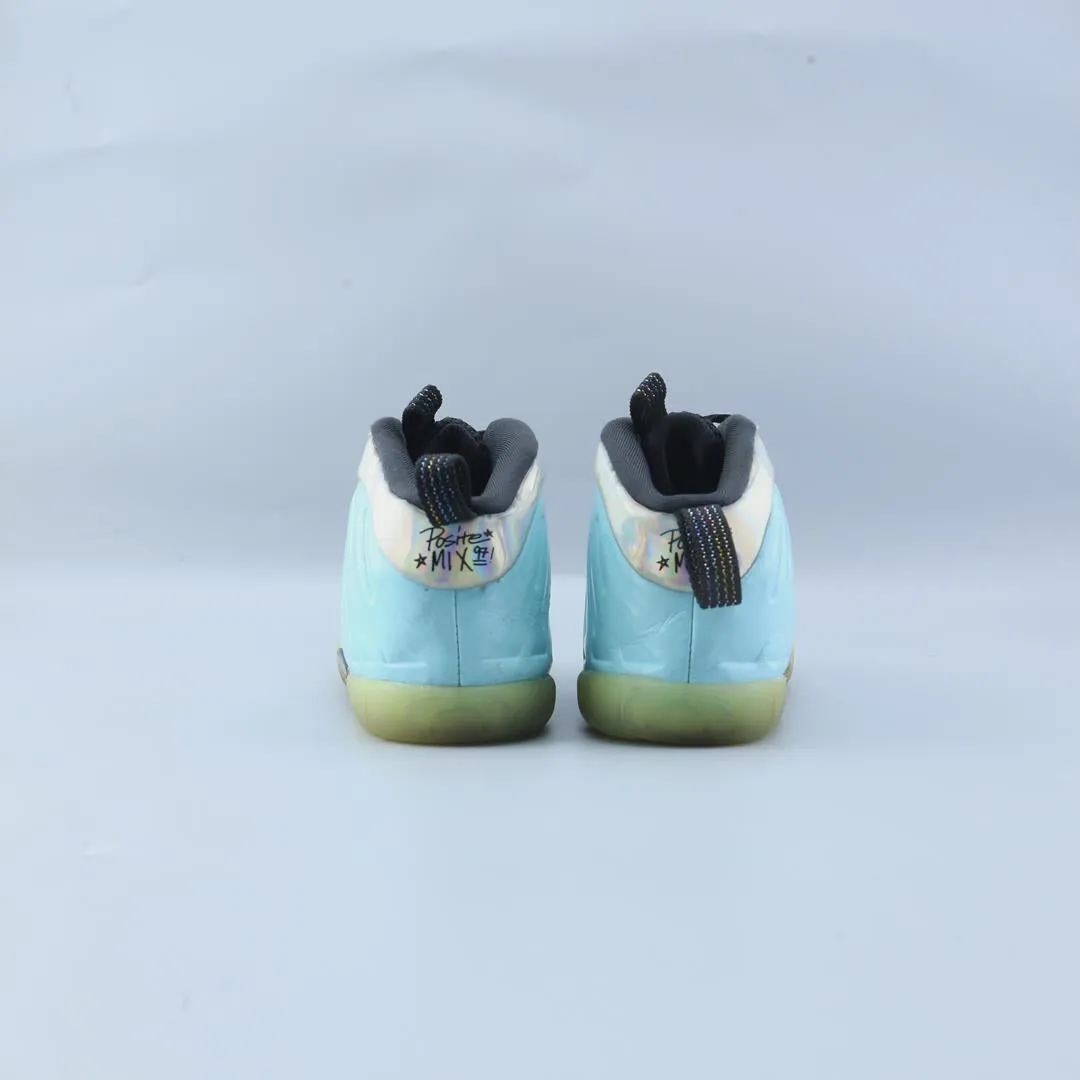 NIKE POSITE ONE Nike running shoe close-ups