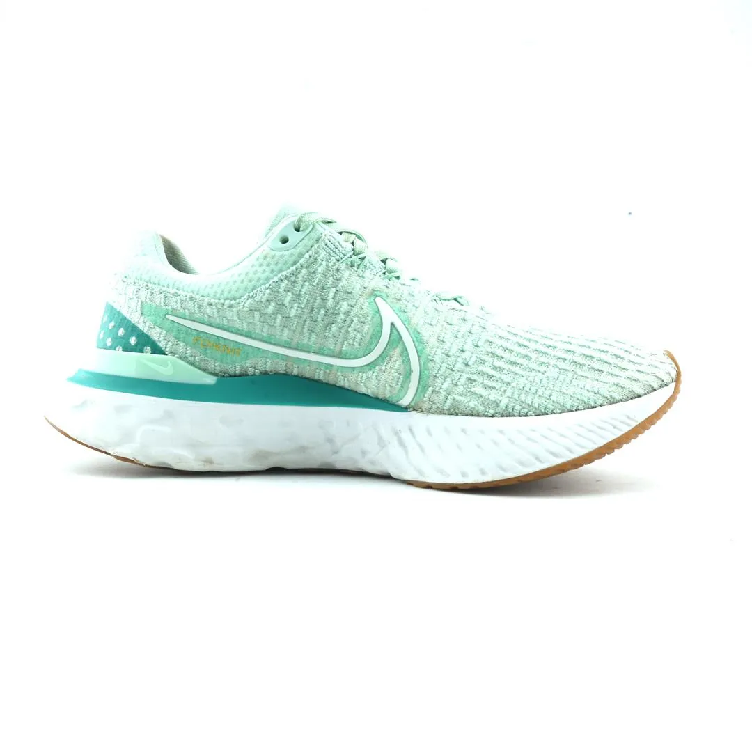 NIKE REACT INFINITY RUN FLYKNIT 3 sporty Nike shoe designs