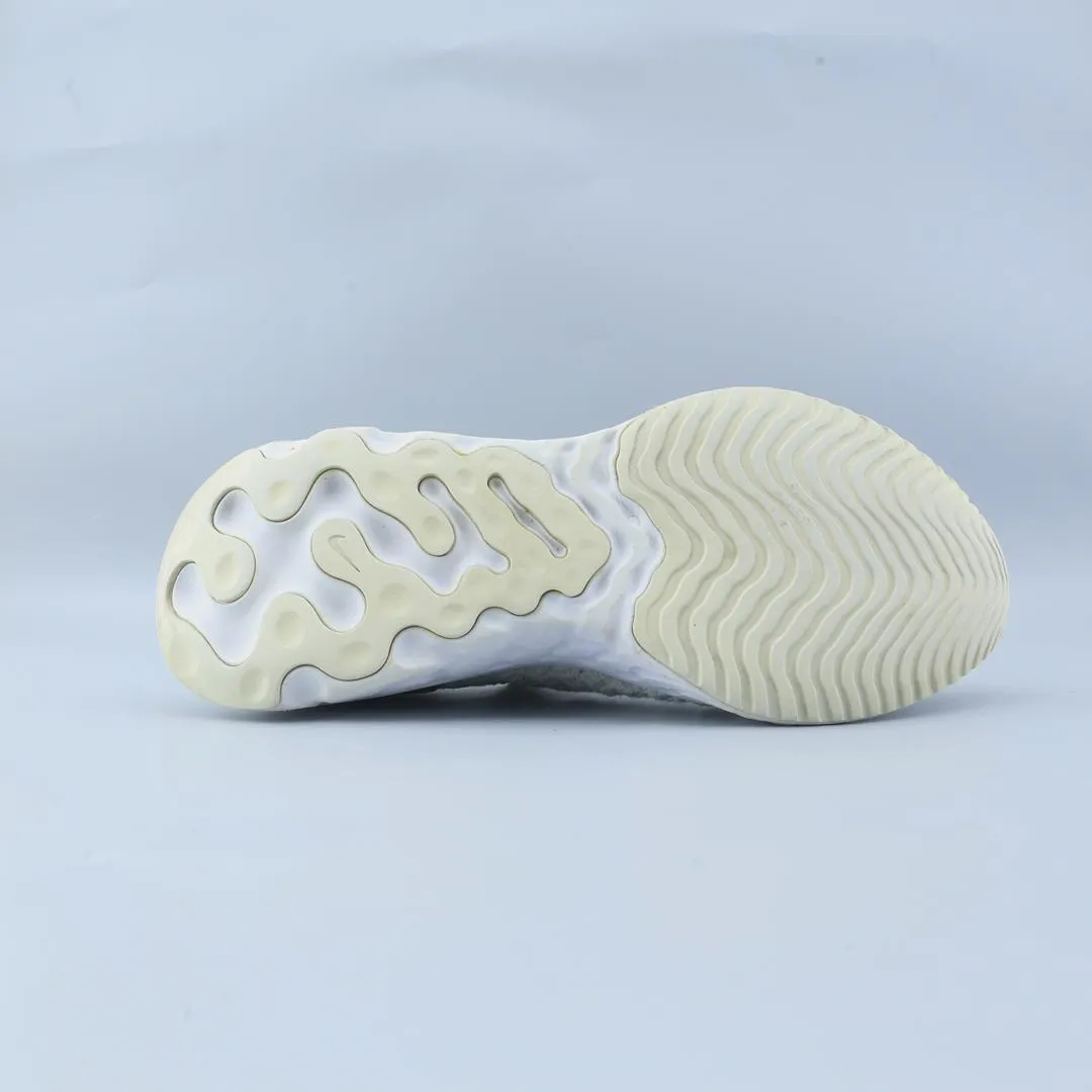 NIKE  REACT PHANTOM RUN FLYKNIT 2 Nike running shoe close-ups