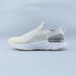 NIKE  REACT PHANTOM RUN FLYKNIT 2 Nike lightweight trainer models