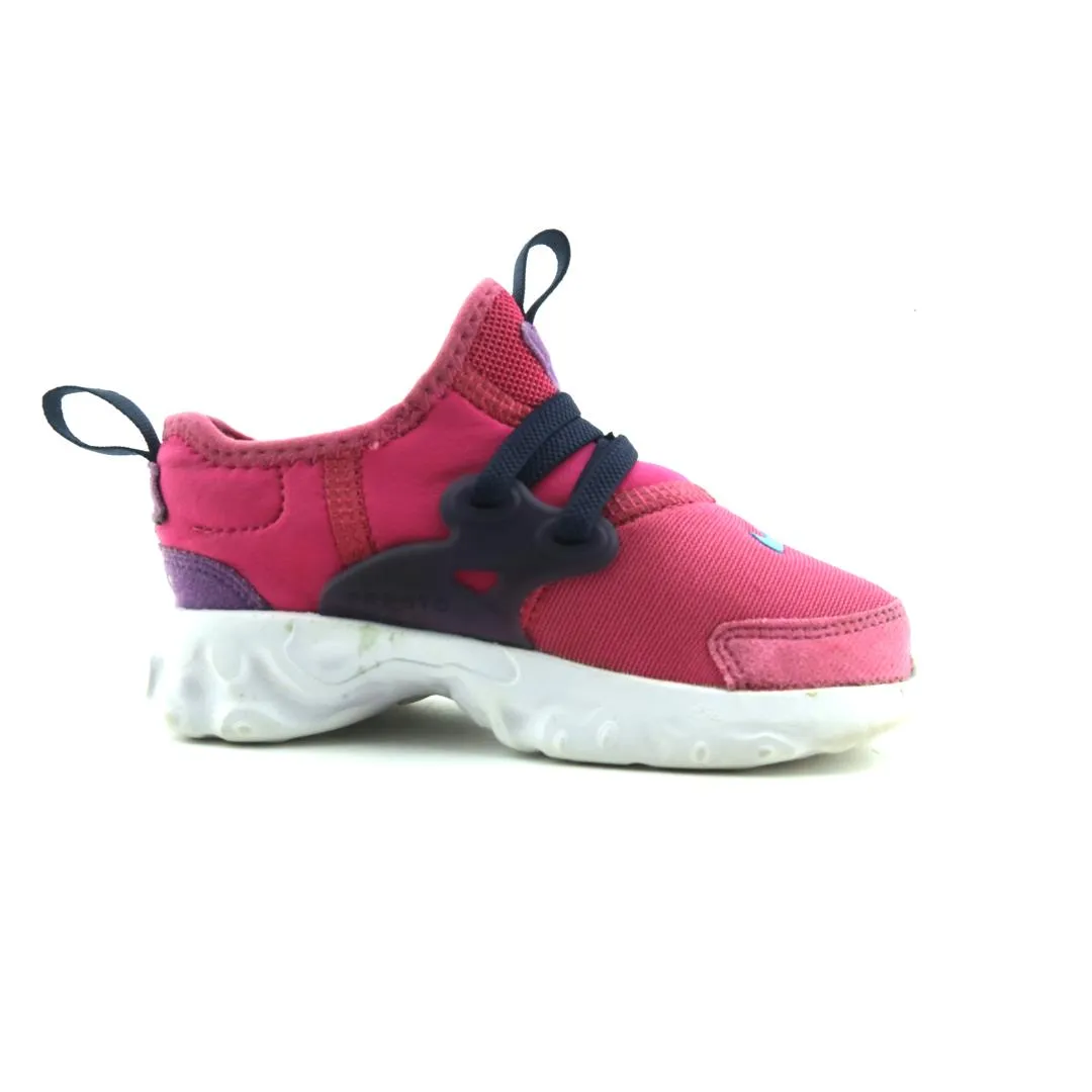 NIKE REACT PRESTO INFANT Nike running shoe close-ups