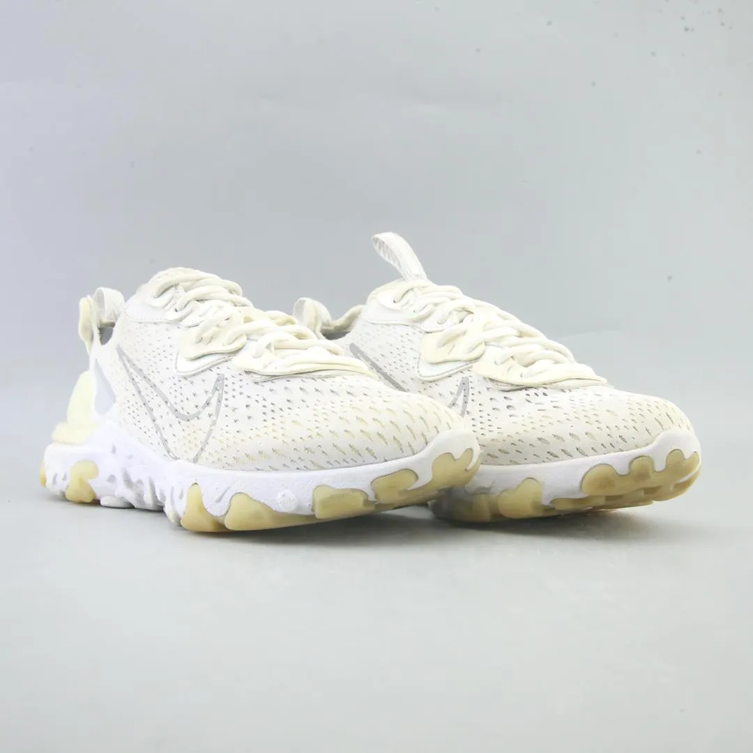 NIKE REACT VISION sleek Nike sneaker angles